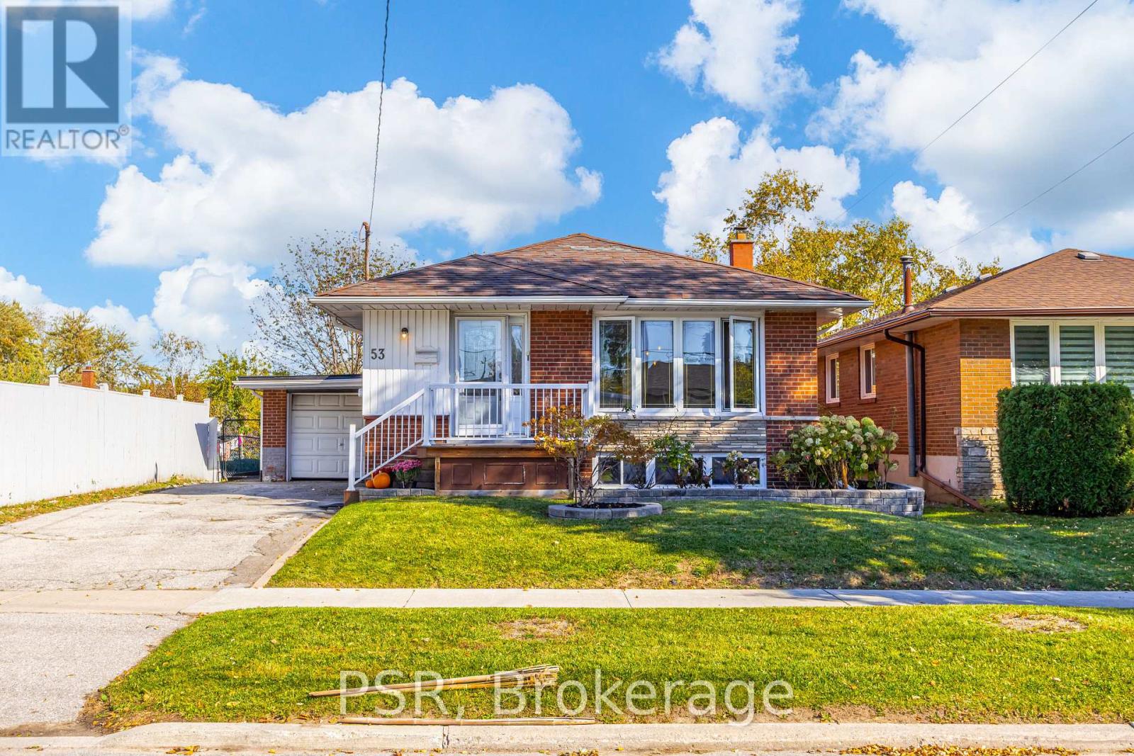 Photo of 53 Marcos Boulevard