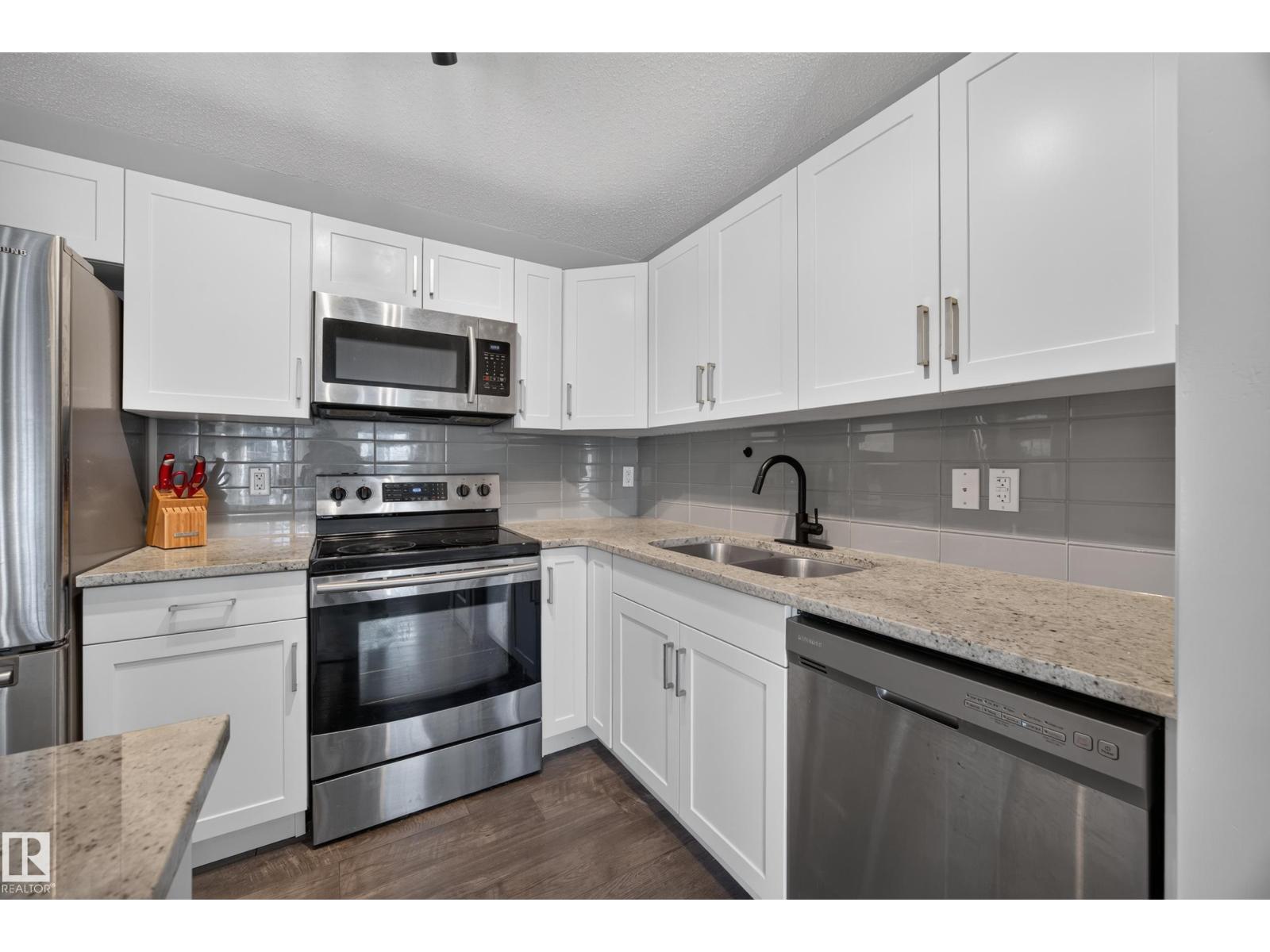 #46 3305 Orchards Link SW SW, Edmonton — photo 2