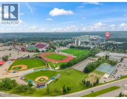 3207 Utah Place Nw, Calgary, AB T2N4A8 Photo 17
