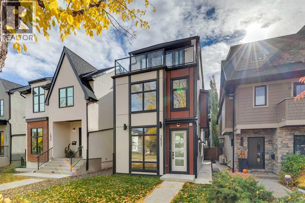 1637 Bowness Road NW, Calgary — photo 2