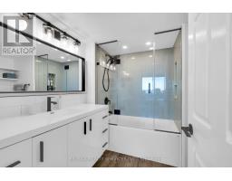 1104 - 880 Dundas Street W, Mississauga, ON L5C4H3 Photo 20