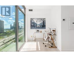 1902 - 105 The Queens Way, Toronto, ON M6S5B5 Photo 27