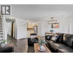 Bedroom - 25, 156 Canoe Drive Sw, Airdrie, AB T4B2Z3 Photo 6