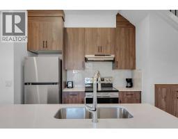 111, 156 Park Street, Cochrane, AB T4C3H3 Photo 10