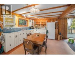 Family room - 899 Coleman Road, Riondel, BC V0B2B0 Photo 8