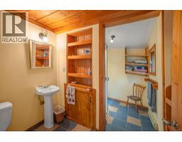 899 Coleman Road, Riondel, BC V0B2B0 Photo 13
