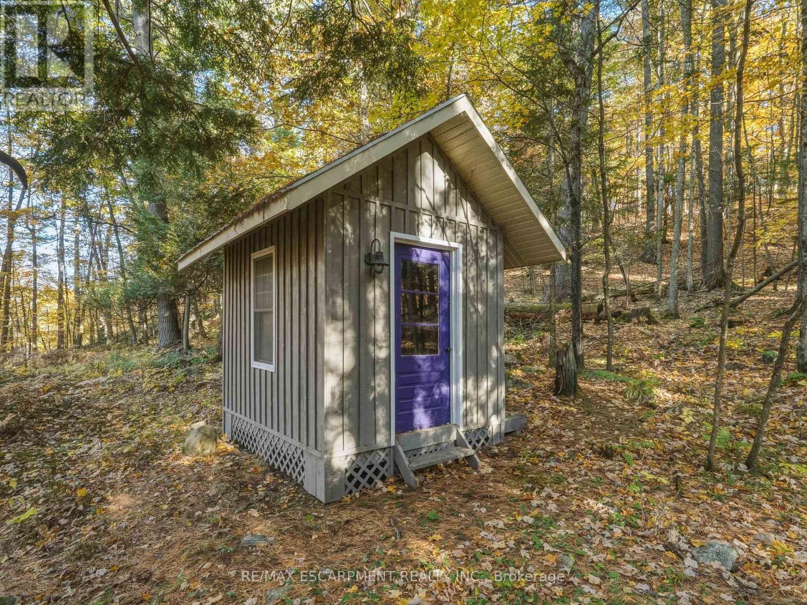 55 MARY LAKE CRESCENT - 26