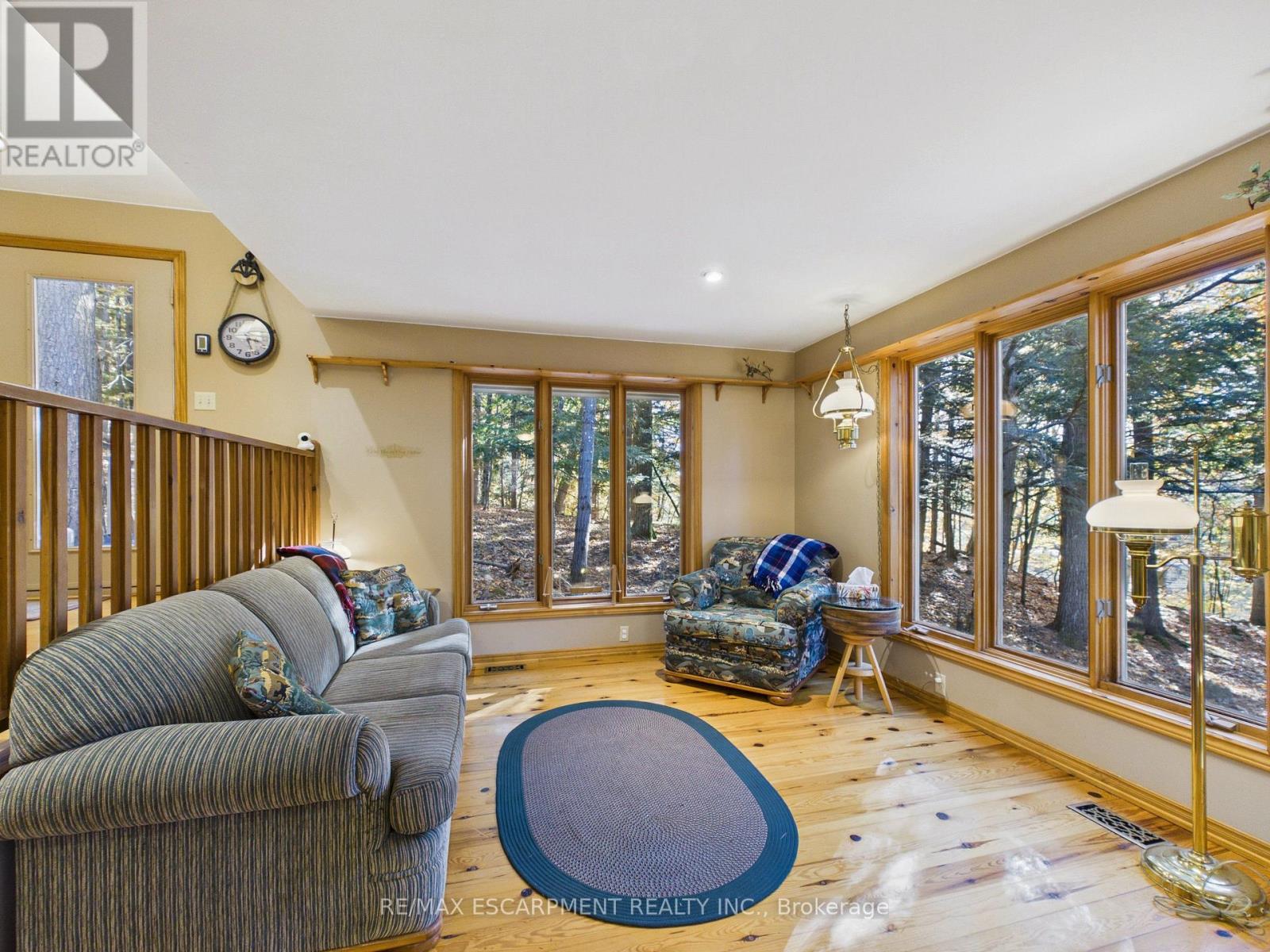 55 MARY LAKE CRESCENT, Huntsville (Stephenson) — photo 6