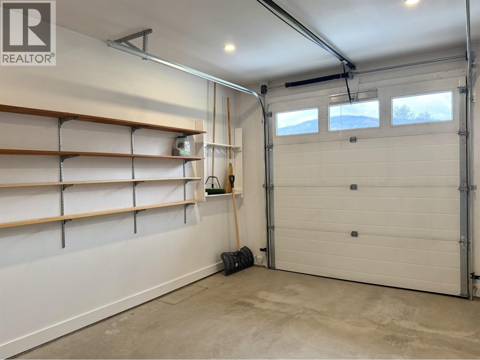102 3390 FIRST AVENUE, Smithers - Image 1