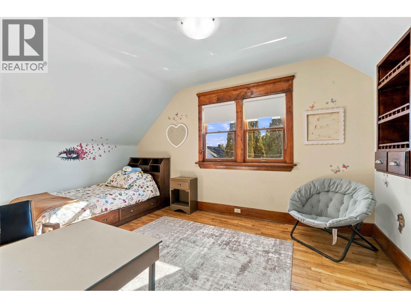 Photo of 97 E KING EDWARD AVENUE 19