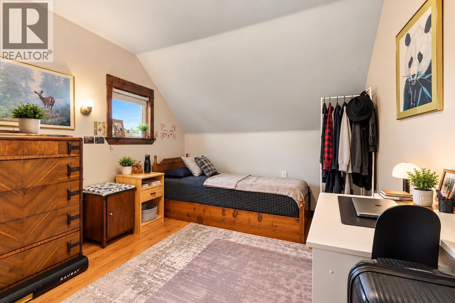 Photo of 97 E KING EDWARD AVENUE 26