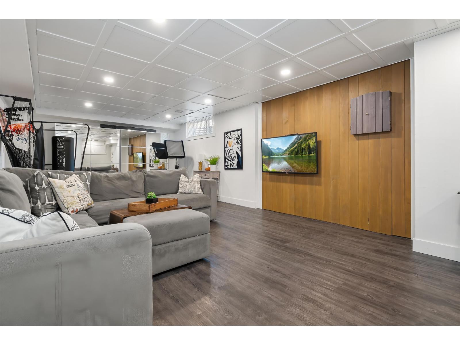 Photo of 33 6577 SOUTHDOWNE PLACE, Sardis South 28