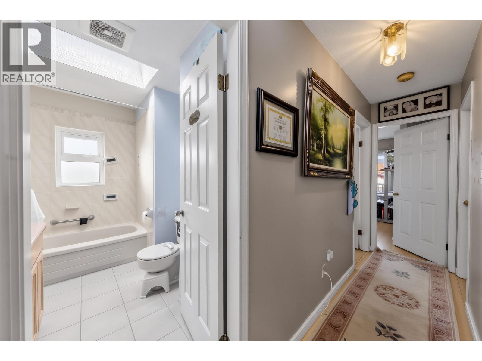 2553 E 22ND AVENUE, Vancouver - Image 1