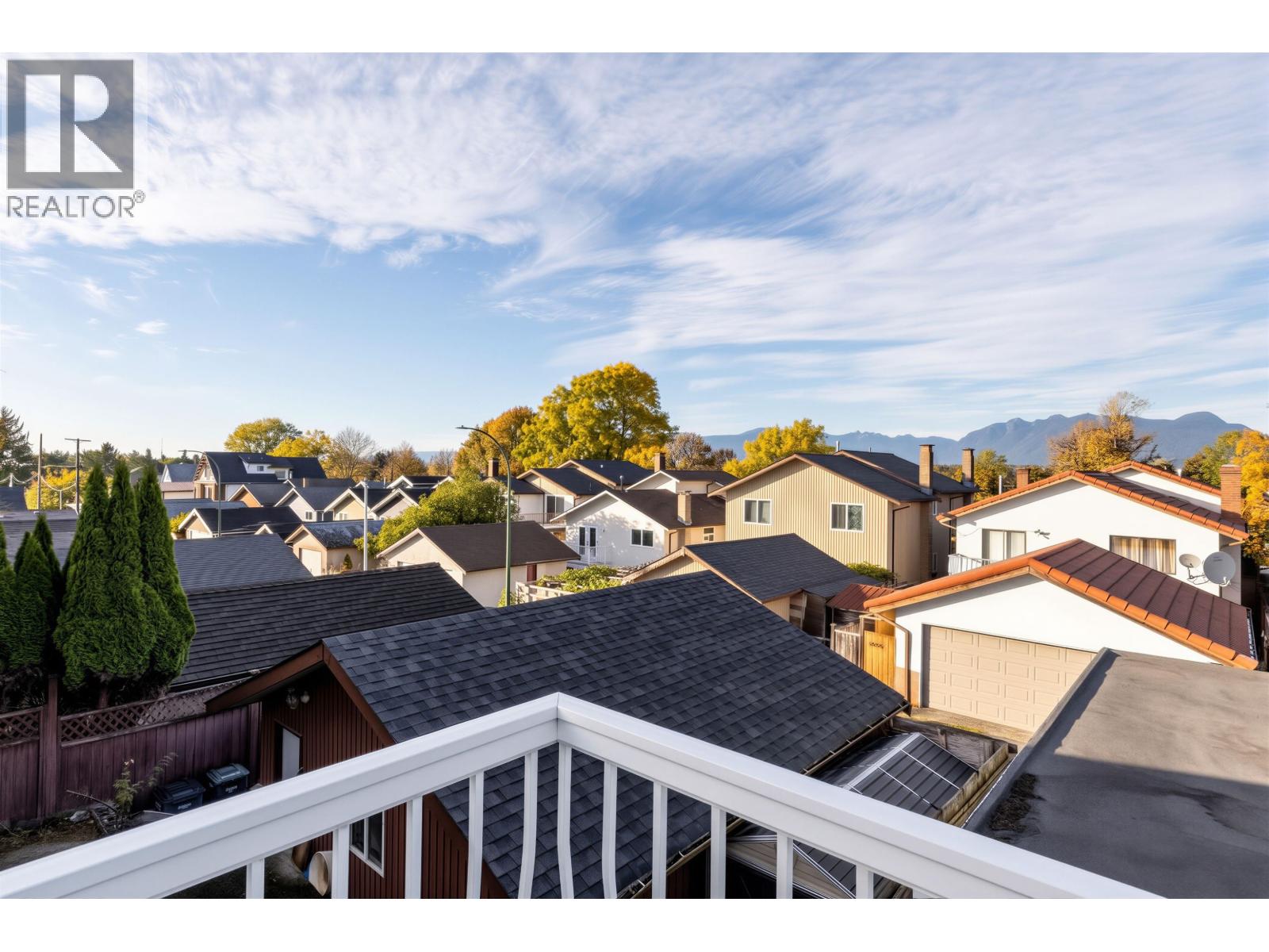 2553 E 22ND AVENUE, Vancouver - Image 1