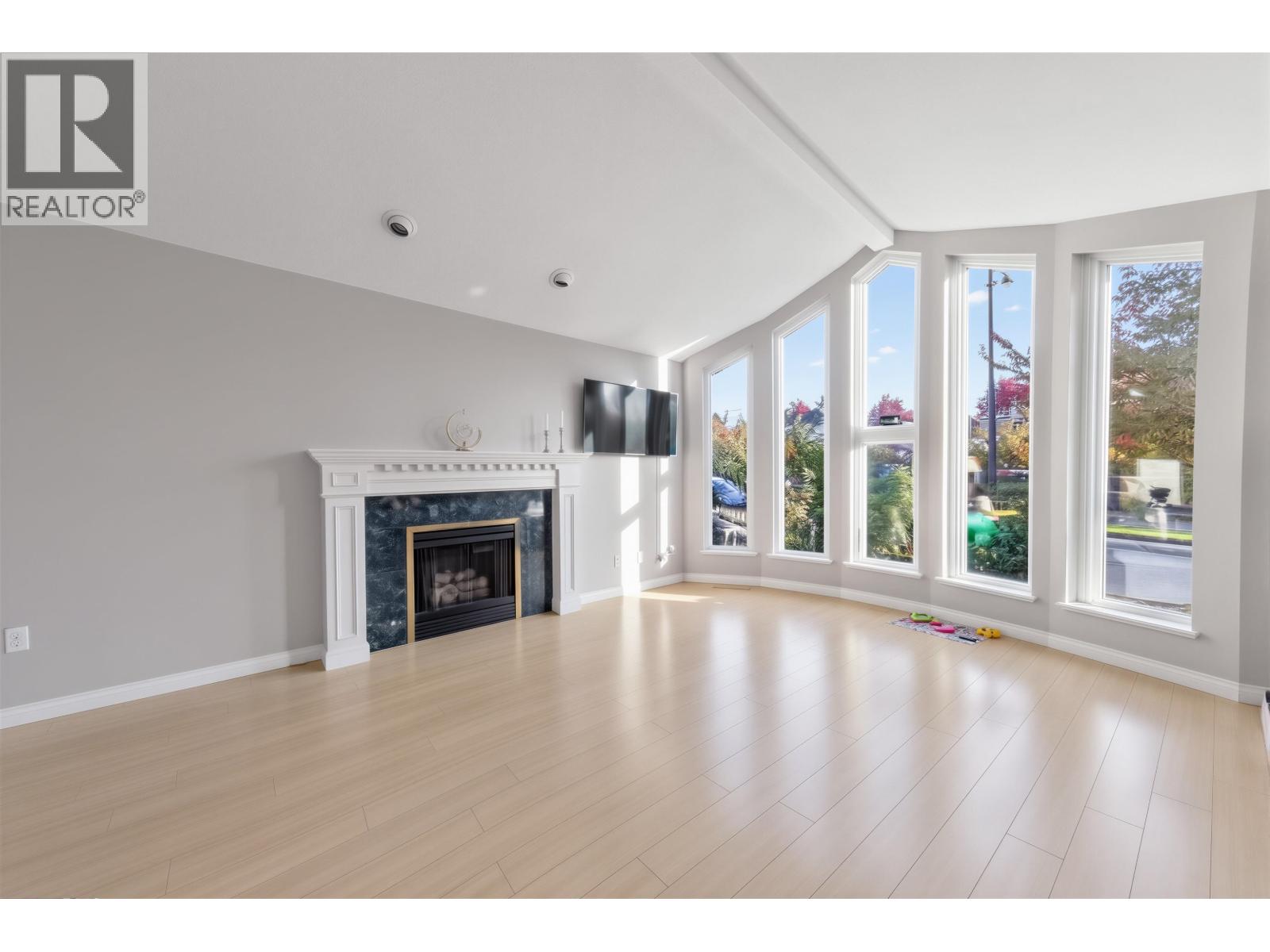 2553 E 22ND AVENUE, Vancouver - Image 1