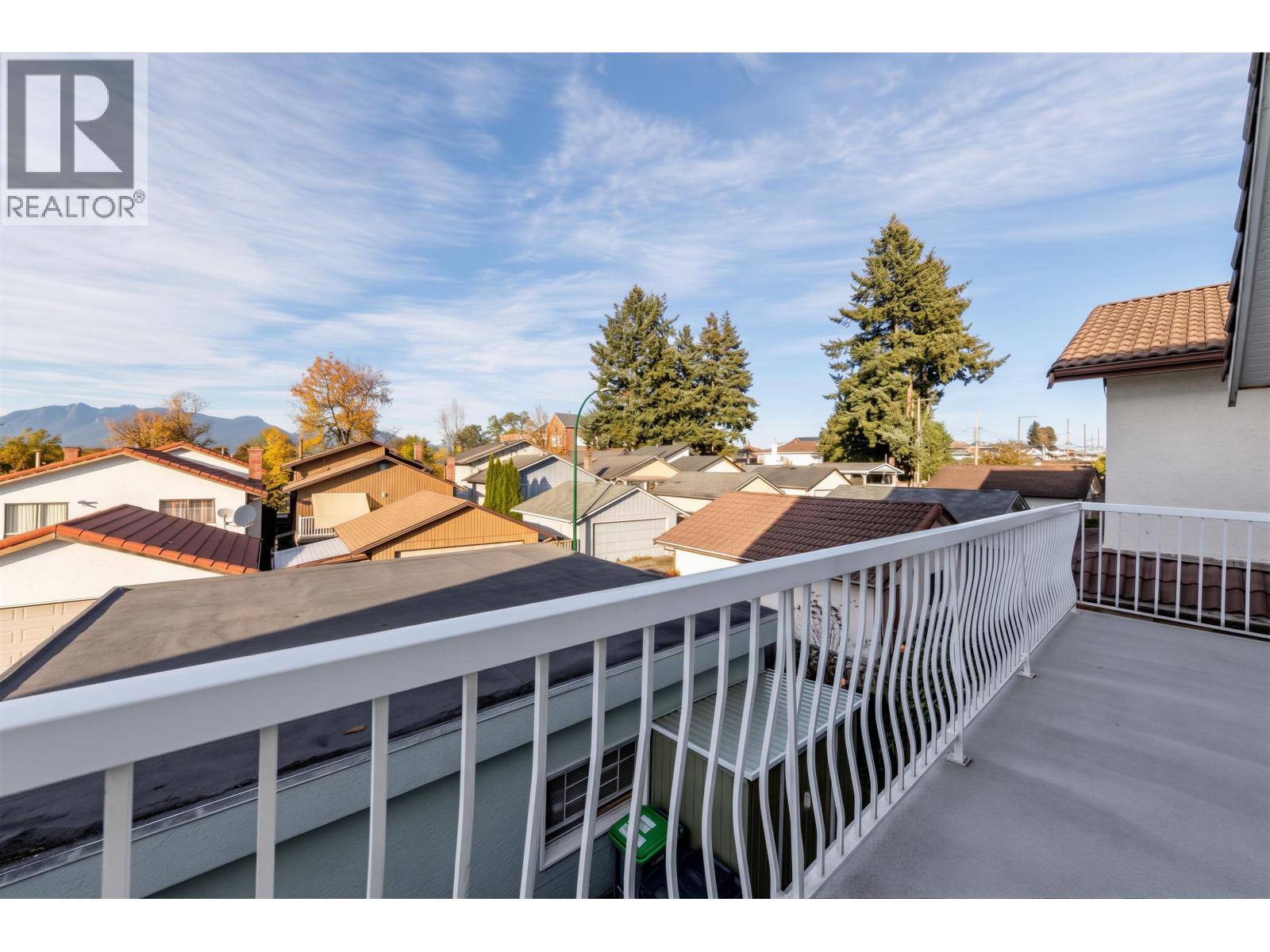 2553 E 22ND AVENUE, Vancouver - Image 1