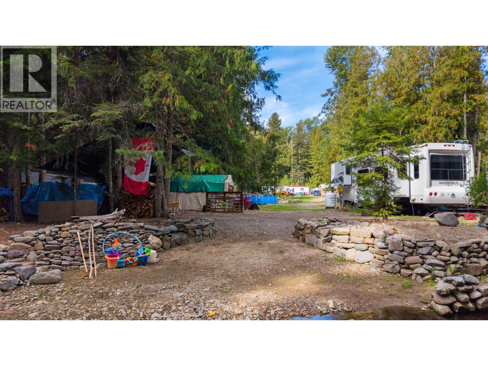 4529 Highway 3, Arrow Creek - Image 1