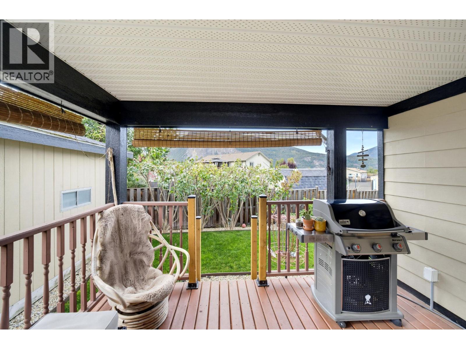 7241 46 Street NE, Salmon Arm - Image 1