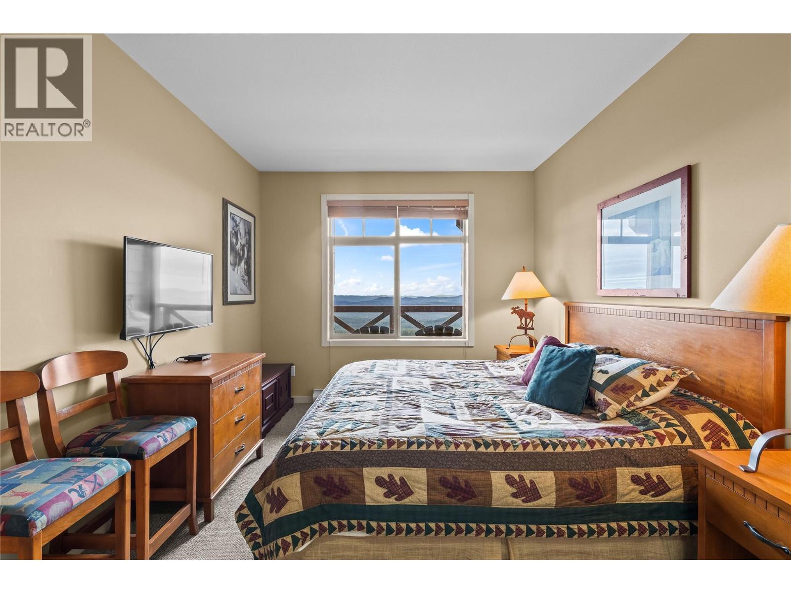 307/307A 255 Feathertop Way, Big White