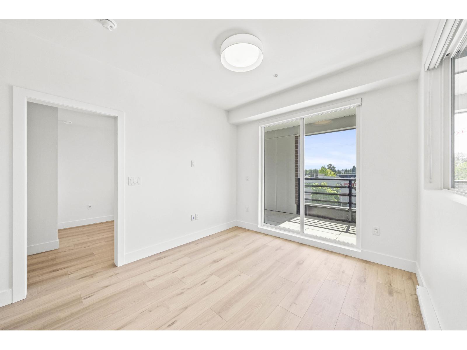 401 20769 FRASER HIGHWAY, Langley - Image 1