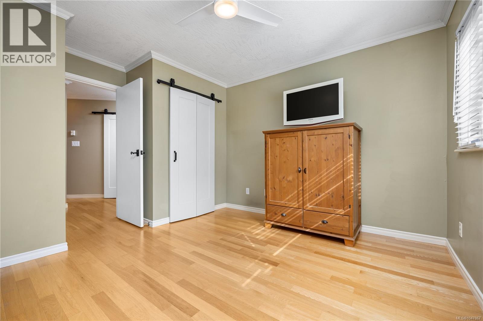 104 930 North Park St, Victoria - Image 1