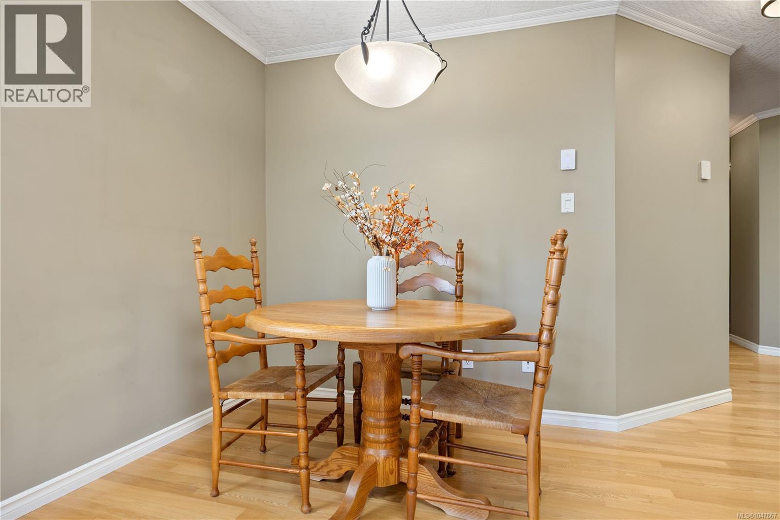 104 930 North Park St, Victoria - Image 1