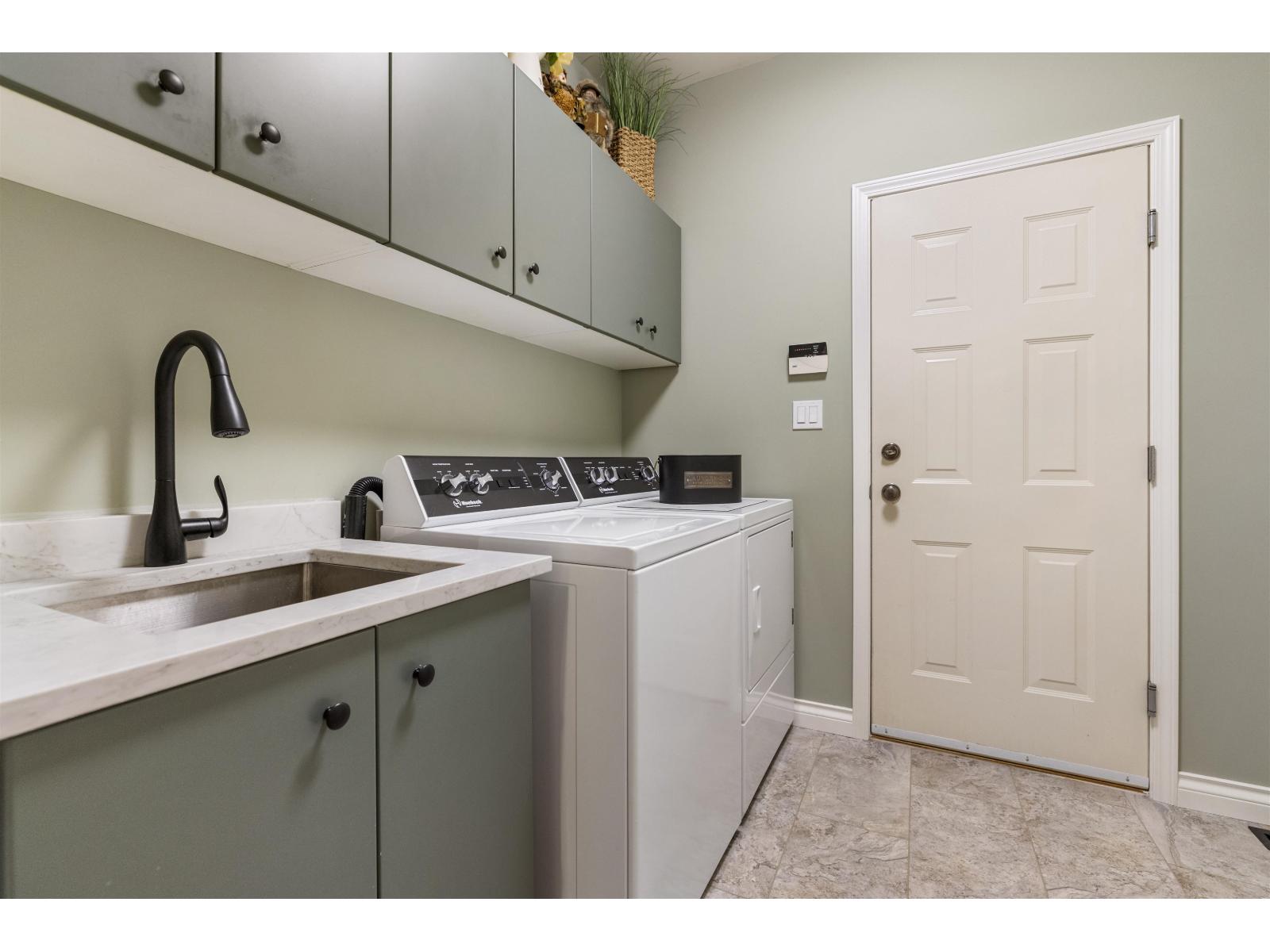 21095 44 AVENUE, Langley - Image 1