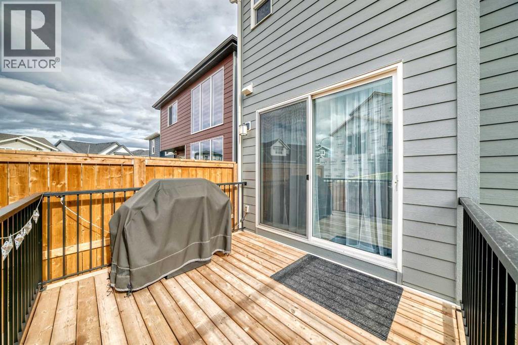 19 Versant View SW, Calgary — photo 12