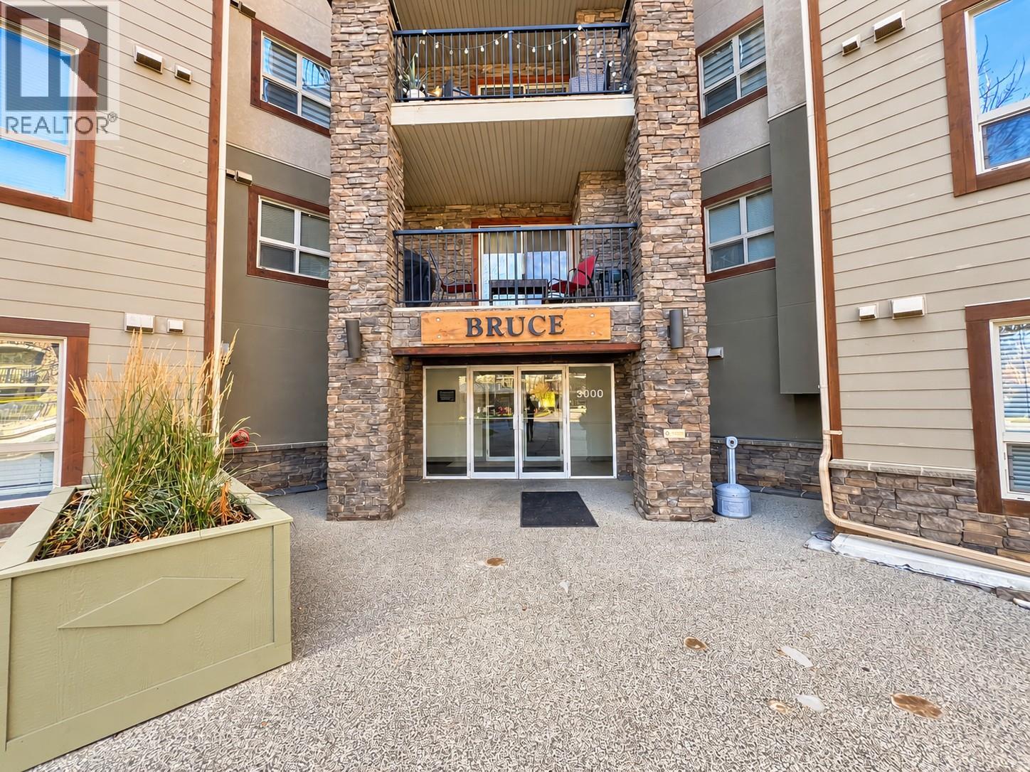 205 3RD Avenue Unit# 3419, Invermere - Image 1