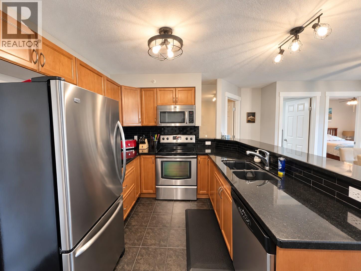 205 3RD Avenue Unit# 3419, Invermere - Image 1