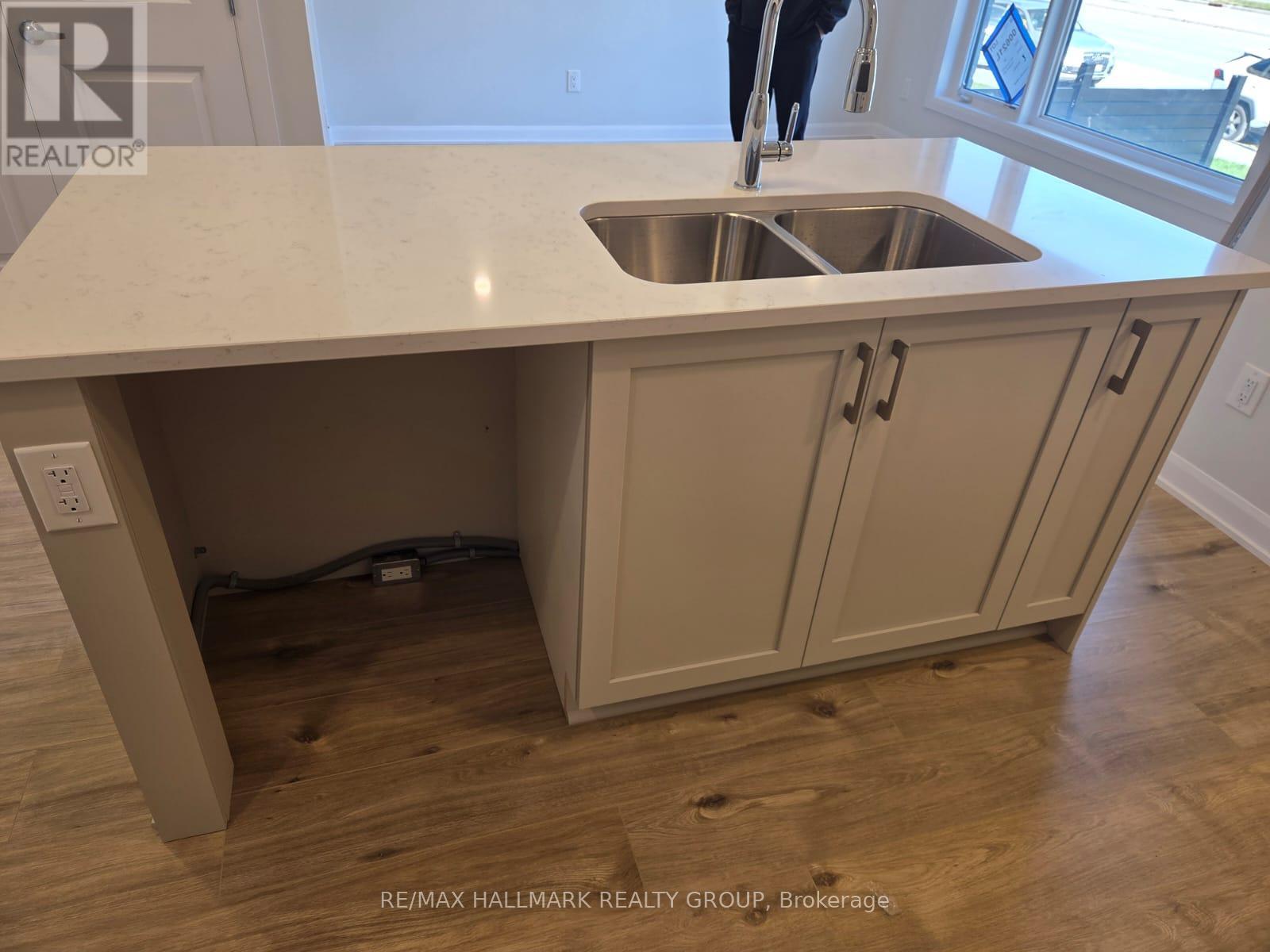 24 - 201 GLENROY GILBERT DRIVE, Ottawa — photo 6