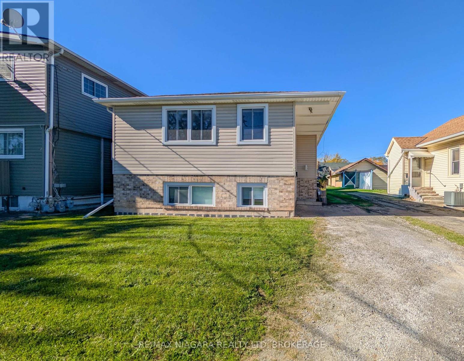 3 KLINES AVENUE, Welland (Broadway) — photo 2