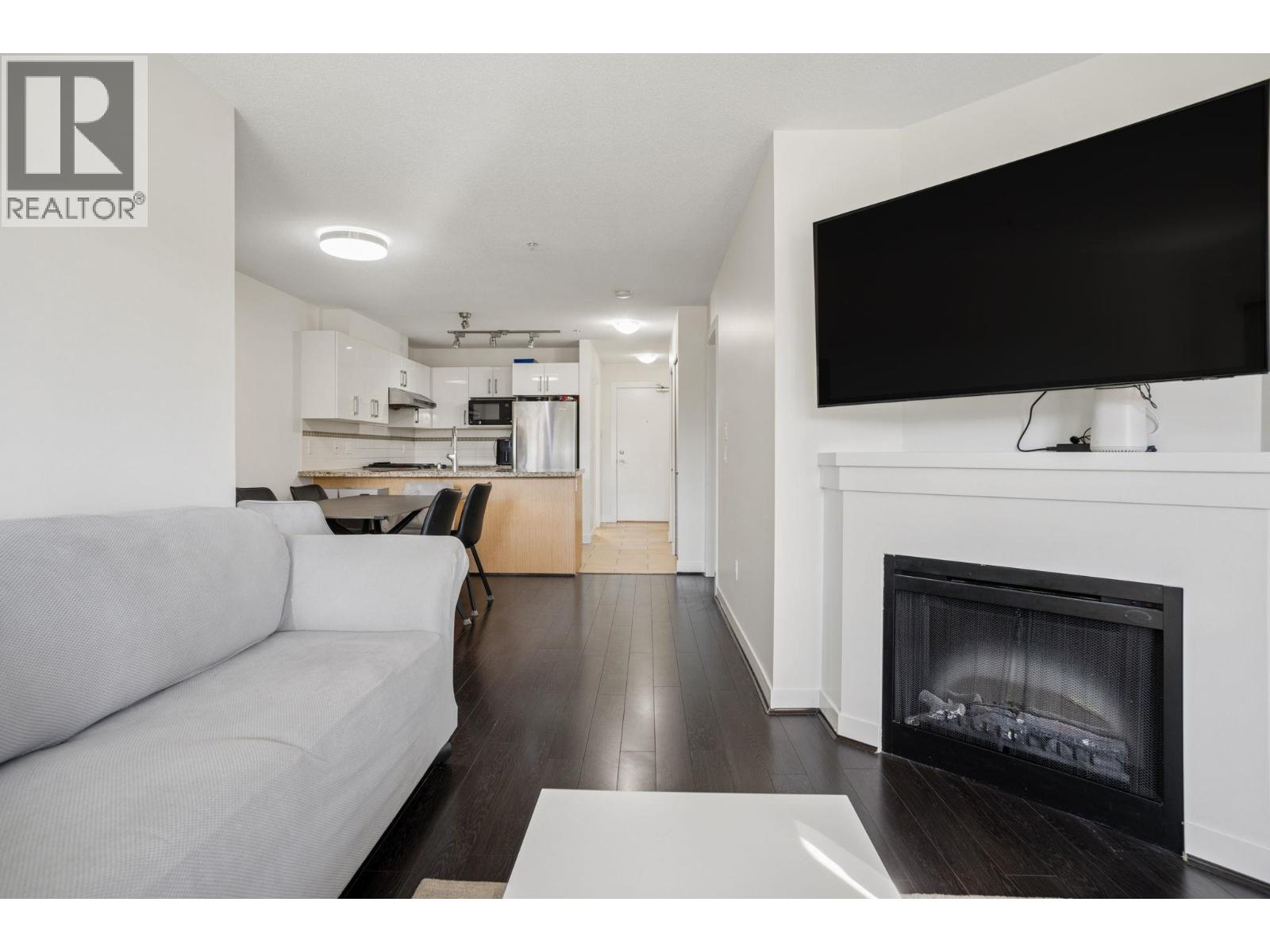 123 6828 ECKERSLEY ROAD, Richmond - Image 1