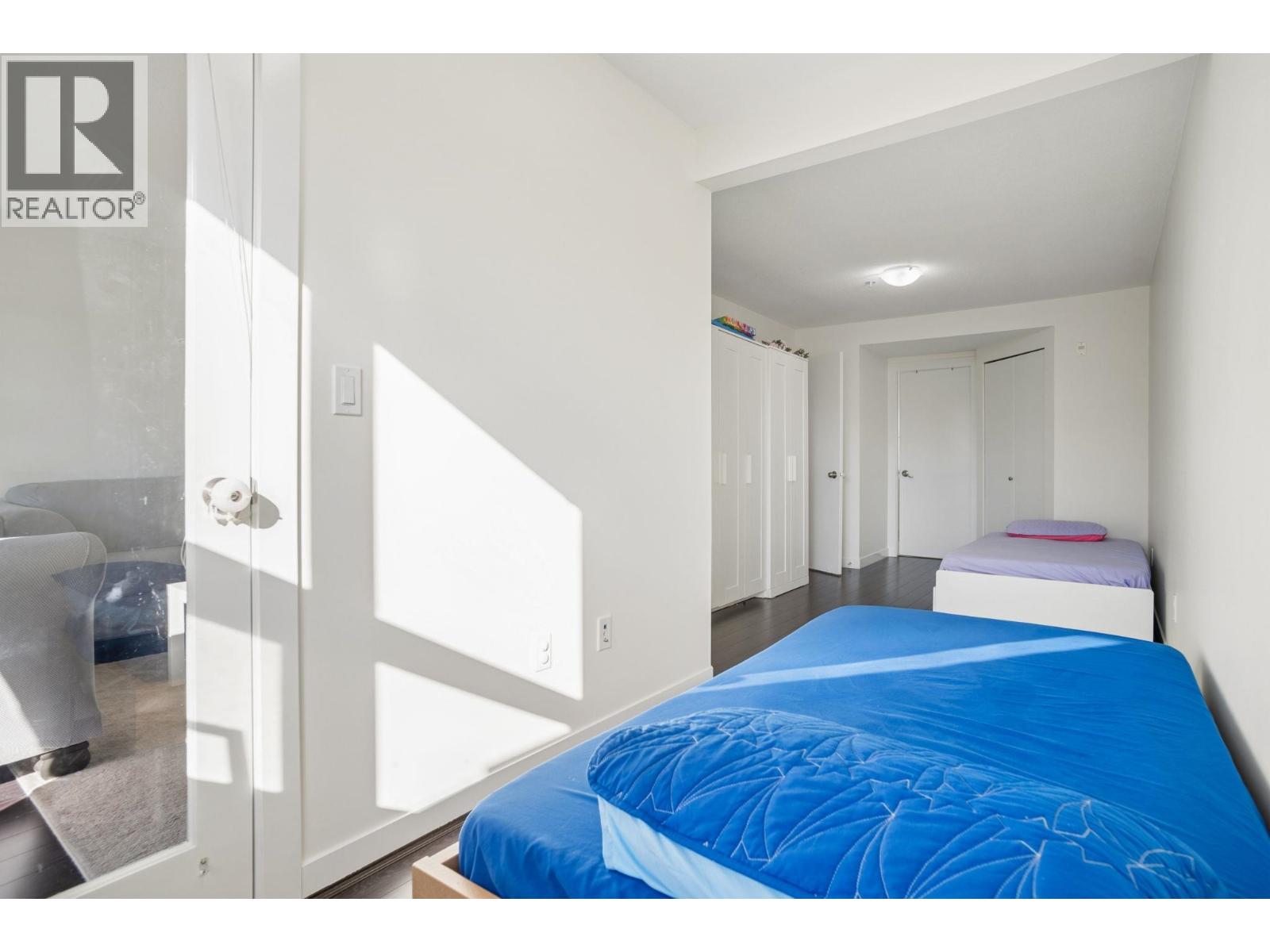 123 6828 ECKERSLEY ROAD, Richmond - Image 1