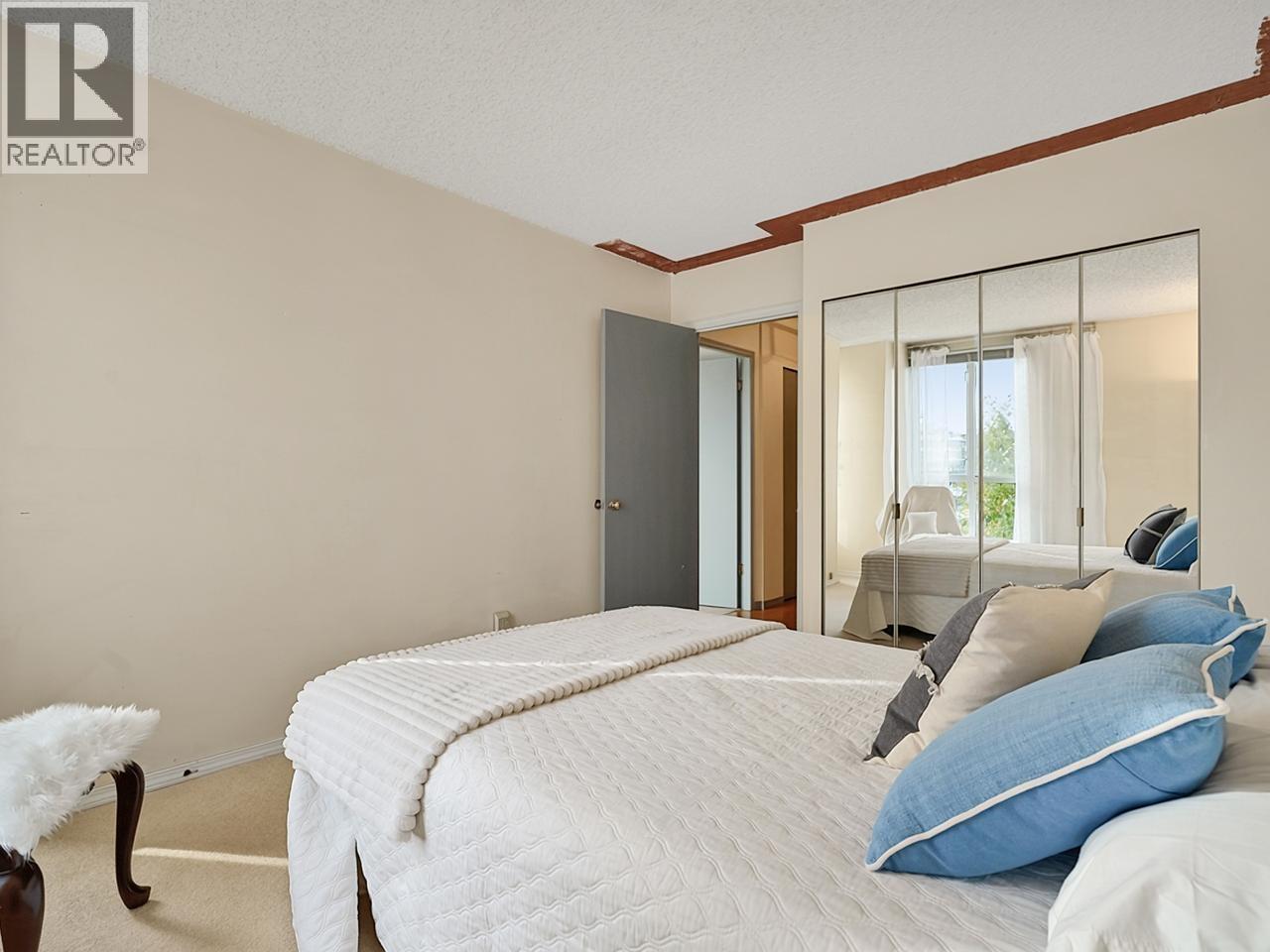 618 518 MOBERLY ROAD, Vancouver - Image 1
