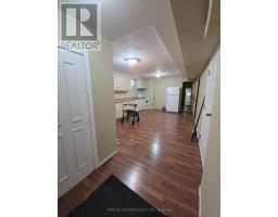 Kitchen - 229 Harris Avenue, Richmond Hill, ON L4E3M3 Photo 13