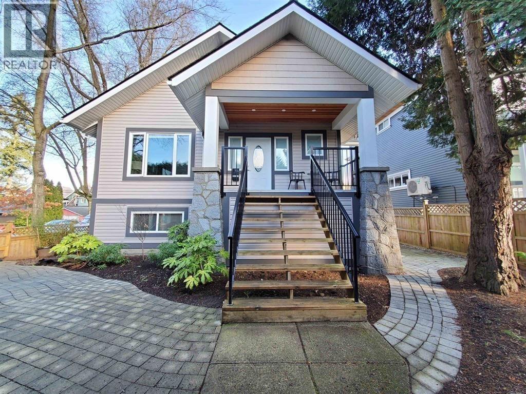 195 W 12 AVENUE