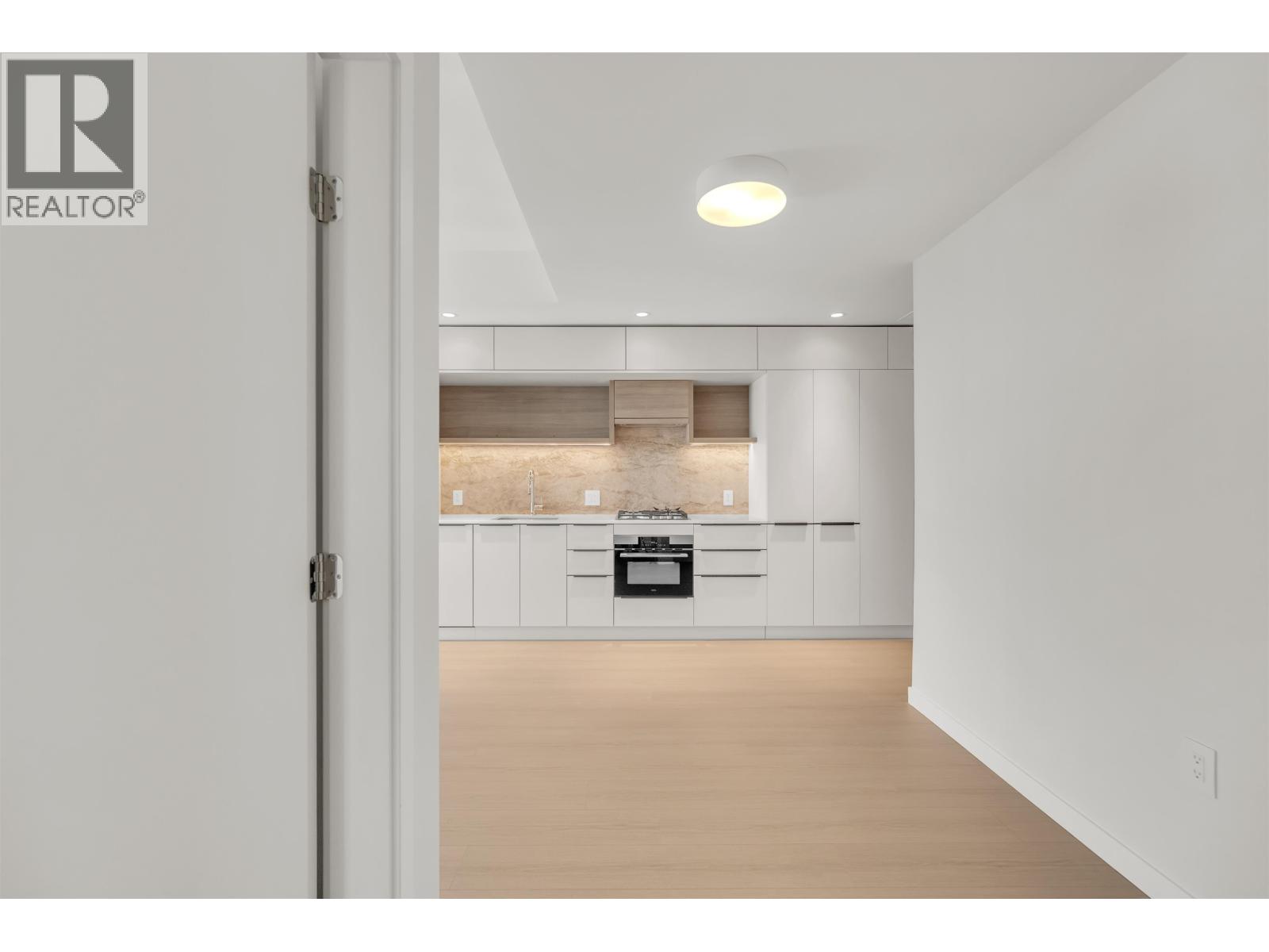 2706 612 ELMWOOD STREET, Coquitlam - Image 1
