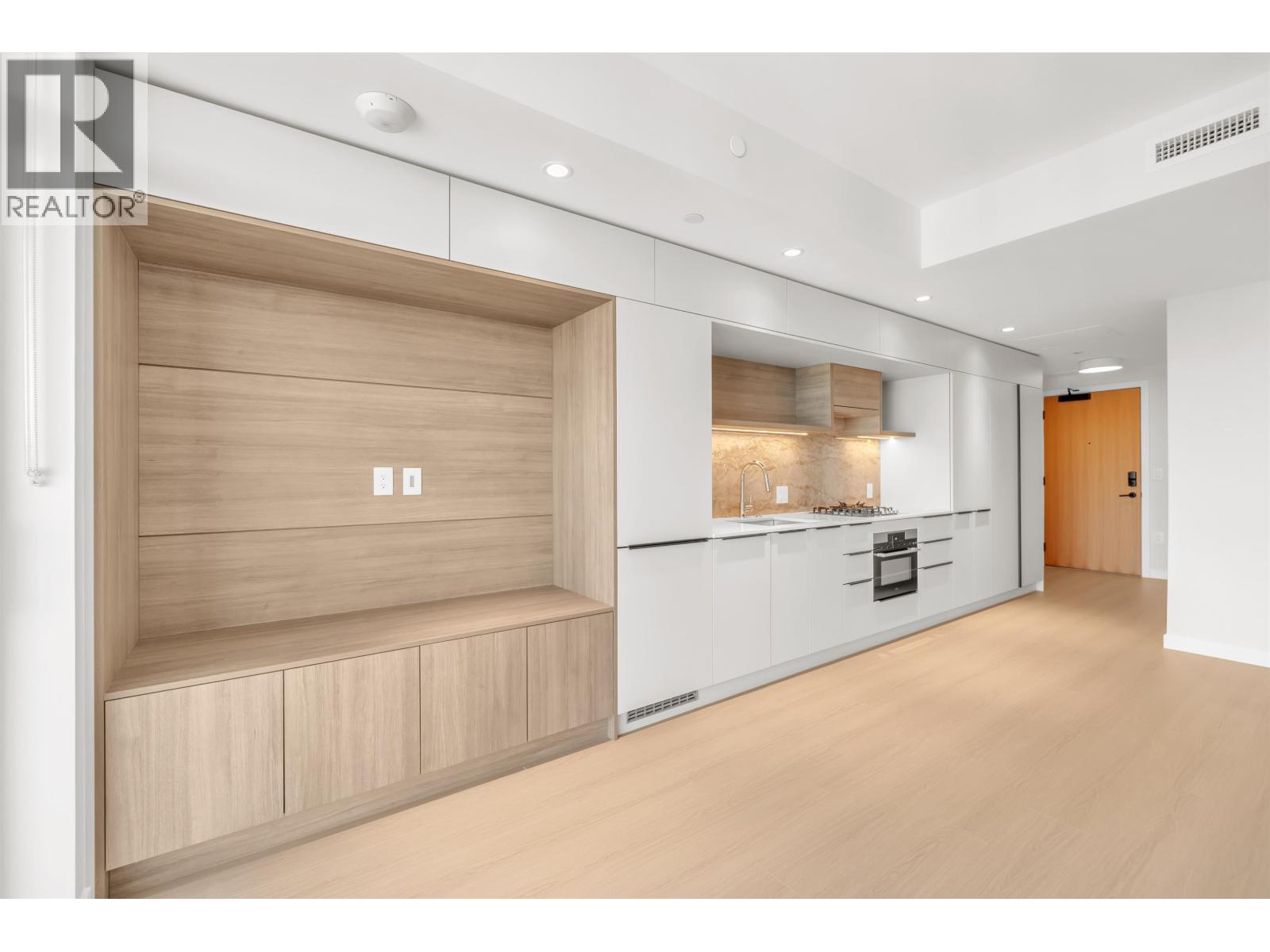 2706 612 ELMWOOD STREET, Coquitlam - Image 1