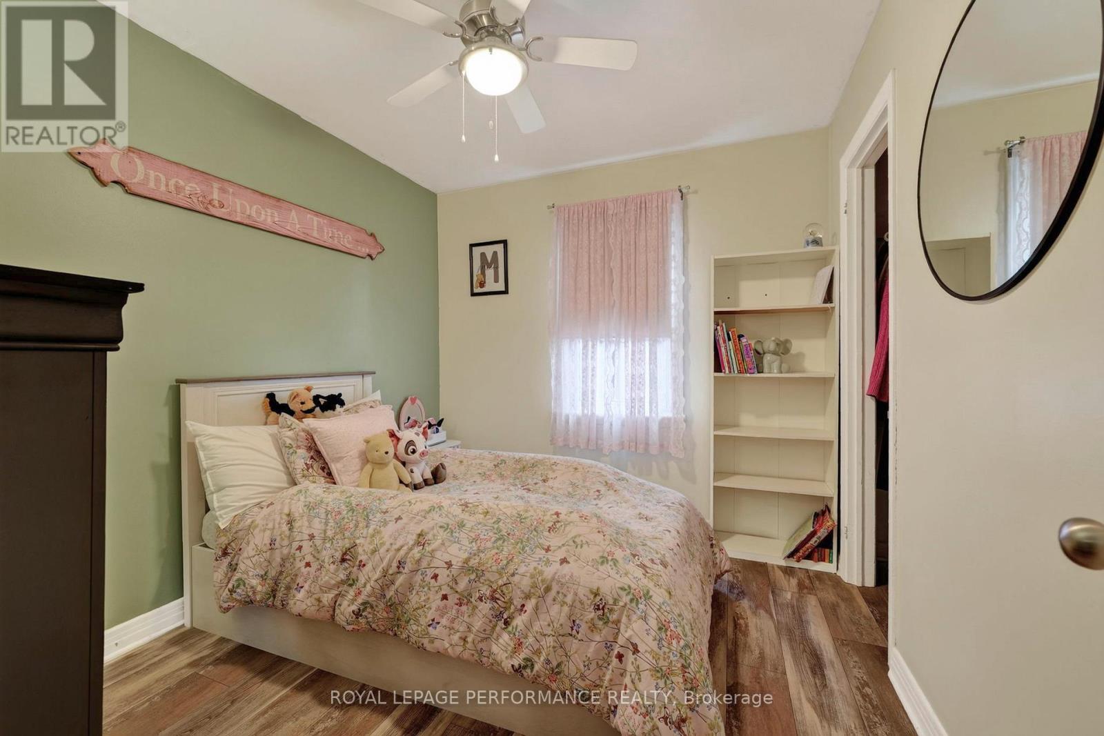 1404 GALLINGER AVENUE - 18