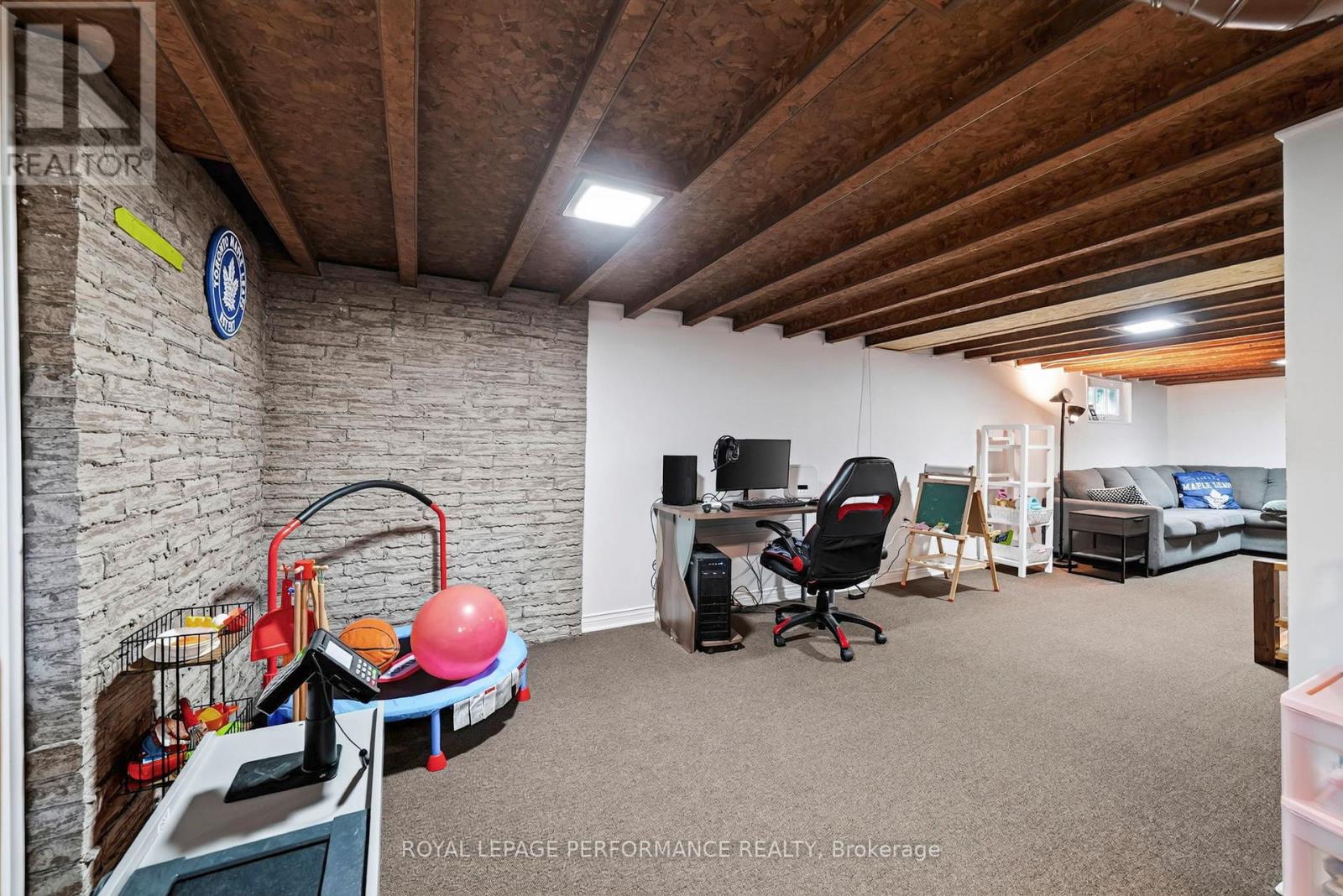 1404 GALLINGER AVENUE - 25