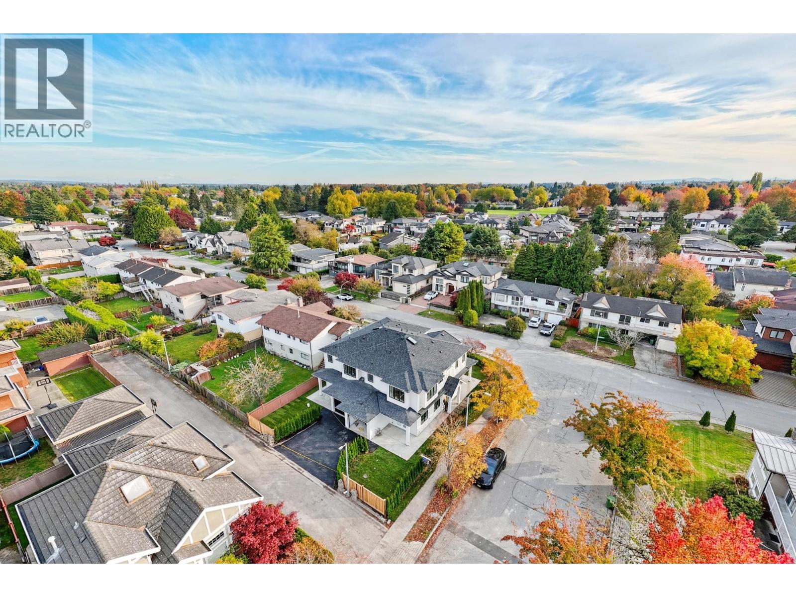 1 8391 RIDEAU DRIVE, Richmond - Image 1