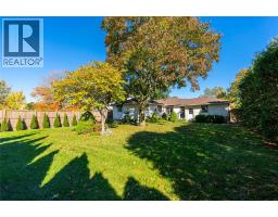 700 Centennial Street, Plympton Wyoming, ON N0N1T0 Photo 35