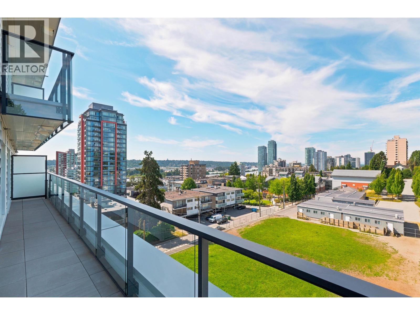 503 82 FIRST STREET, New Westminster - Image 1