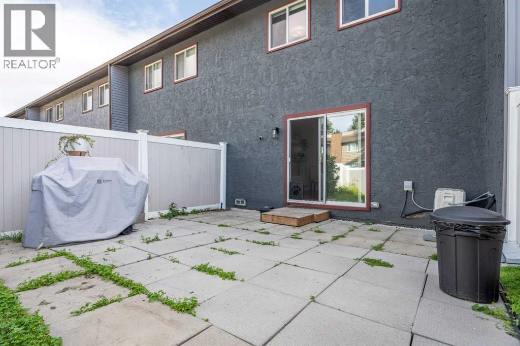 302, 9930 Bonaventure Drive SE photo 37