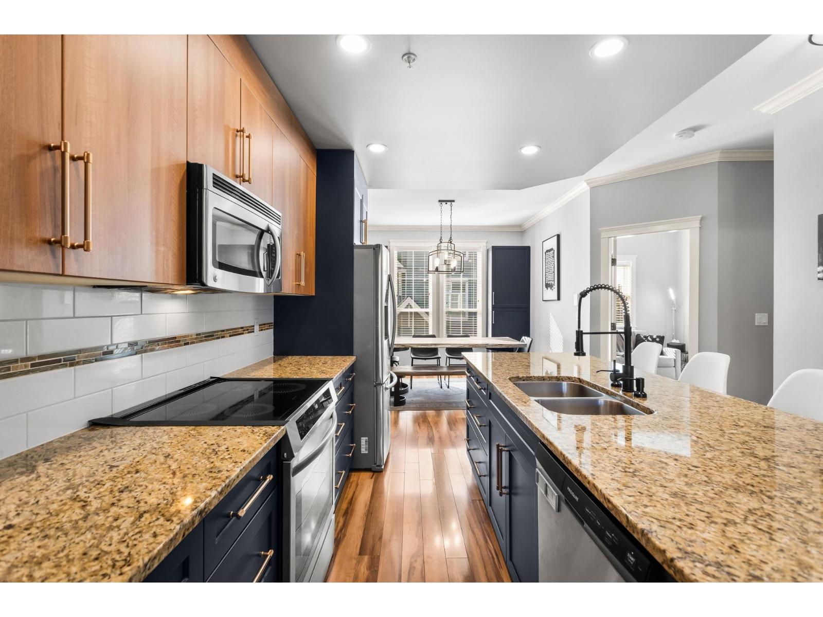 10 45137 NICOMEN CRESCENT, Garrison Crossing, Chilliwack - Image 1