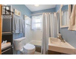 12 Pringle Street, Sackville, NB E4L3E8 Photo 24