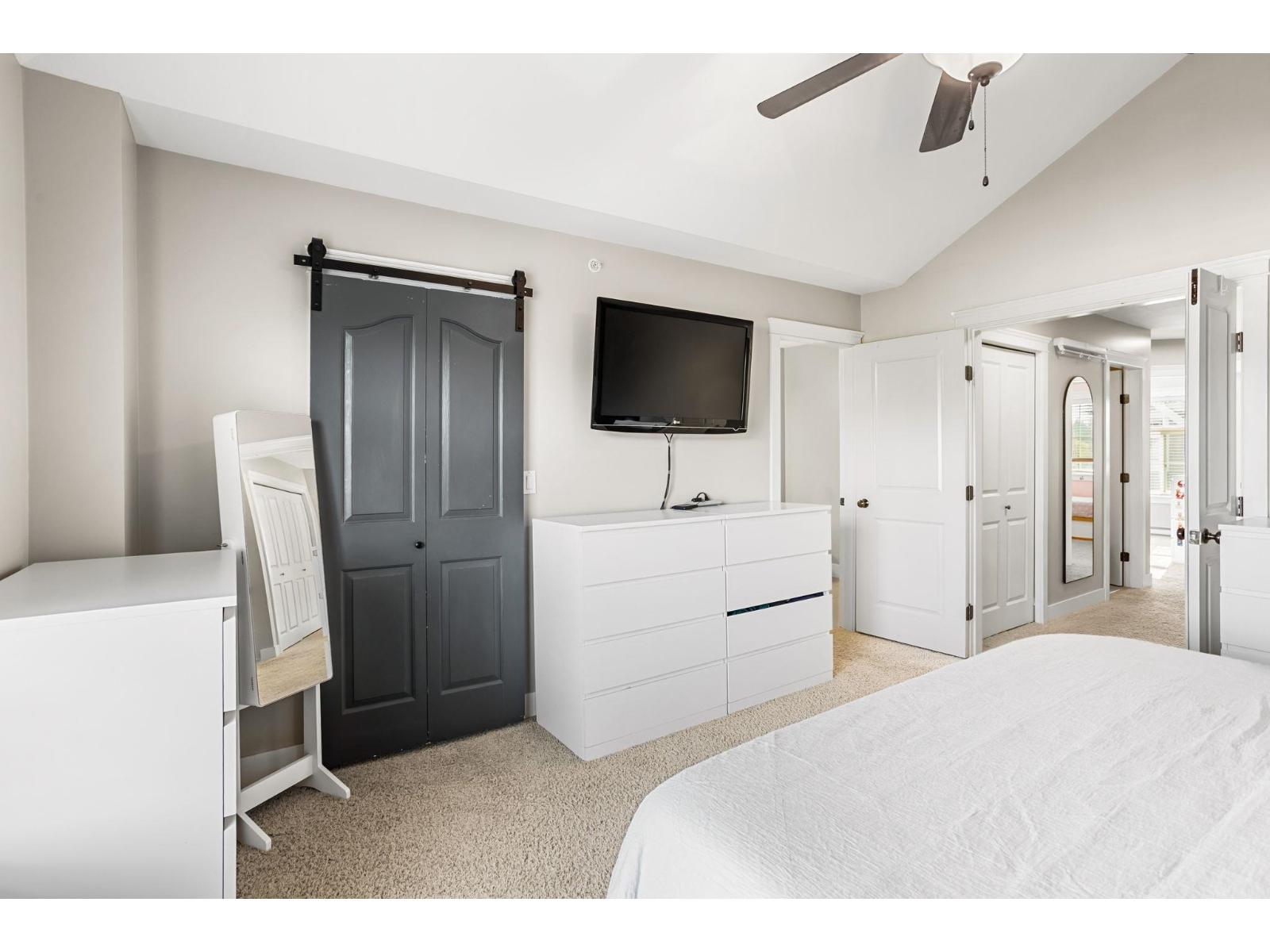 10 45137 NICOMEN CRESCENT, Garrison Crossing, Chilliwack - Image 1