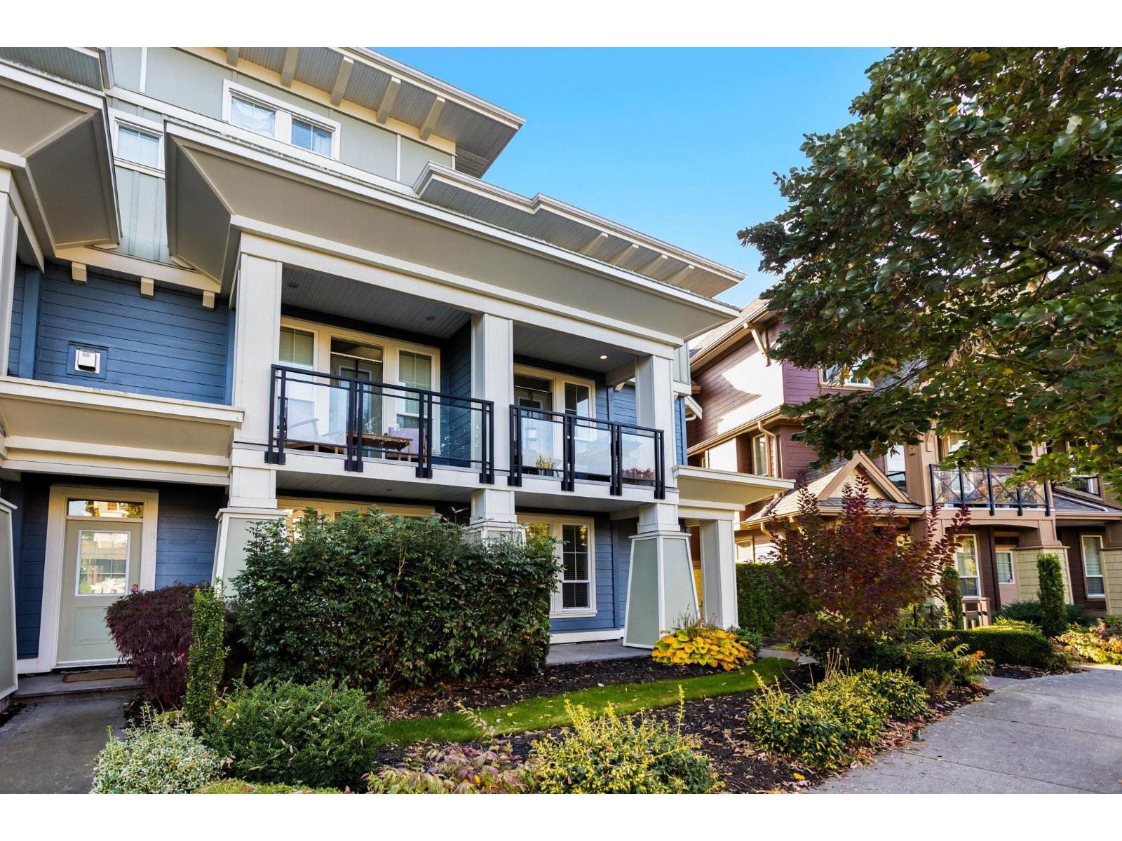 10 45137 NICOMEN CRESCENT, Garrison Crossing, Chilliwack - Image 1