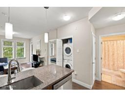 207 20058 Fraser Highway, Langley, BC V3A0E5 Photo 8